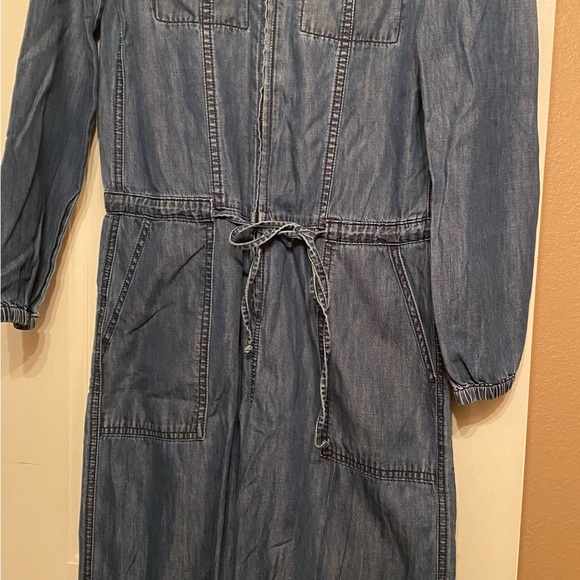 Gap Lightweight Denim Jumpsuit - Picture 4 of 8